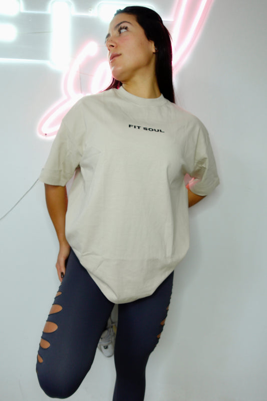 1 MEDIUM! BEIGE Oversized T-Shirt